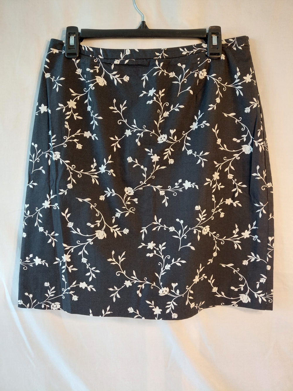 Casual Corner Black Midi Skirt with White Floral Vine Pattern